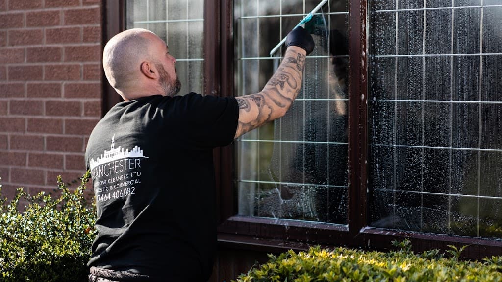Manchester window cleaners Ltd