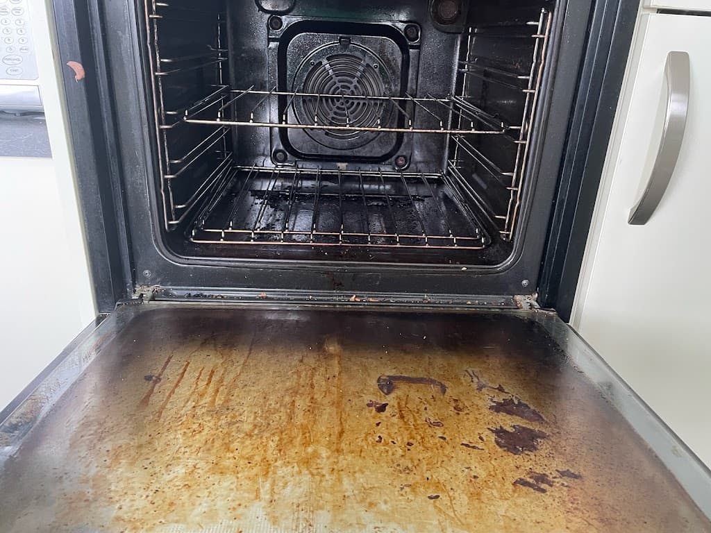 Oven Clean Queen