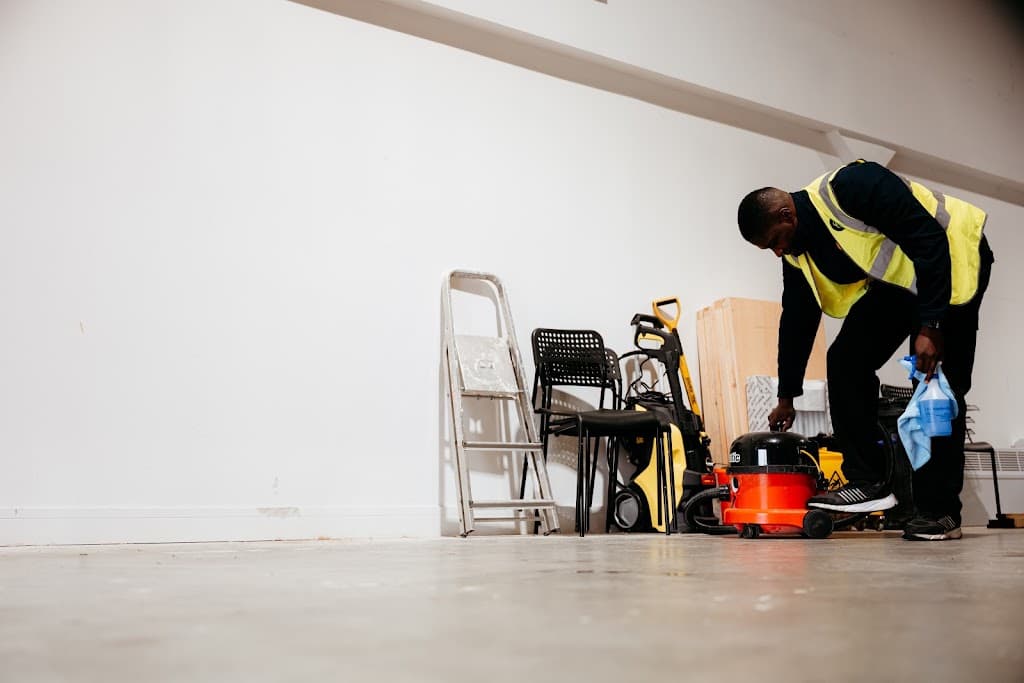 Oliver's Commercial & Domestic Cleaning Ltd