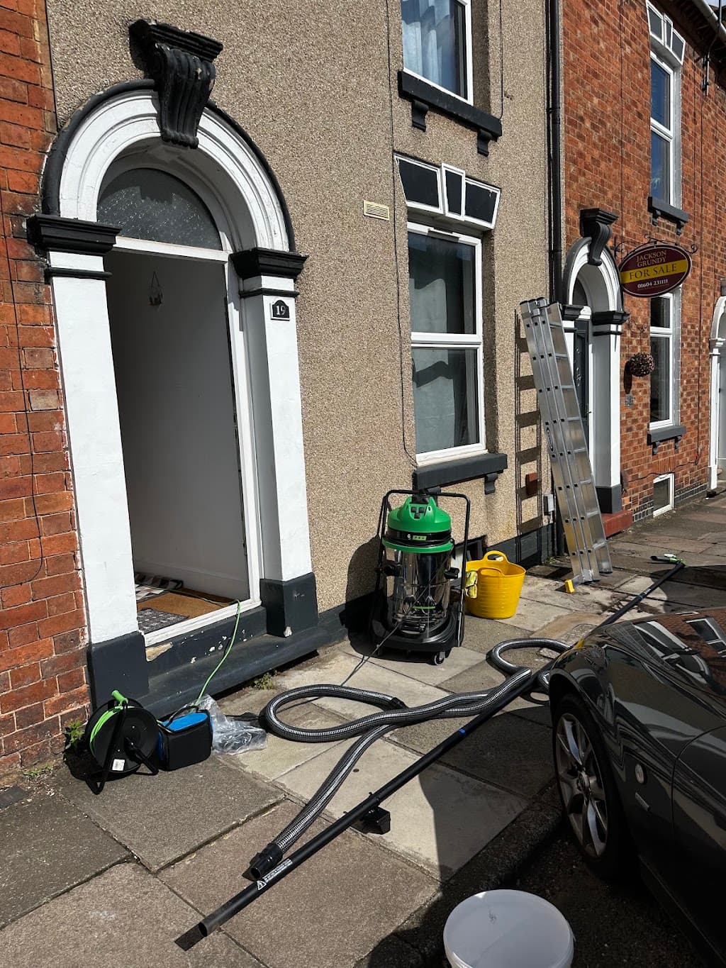 Giraffe Cleaning Solutions LTD