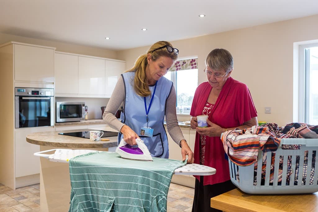 Mums Helping Hands House cleaning & commercial cleaning (Nottingham)