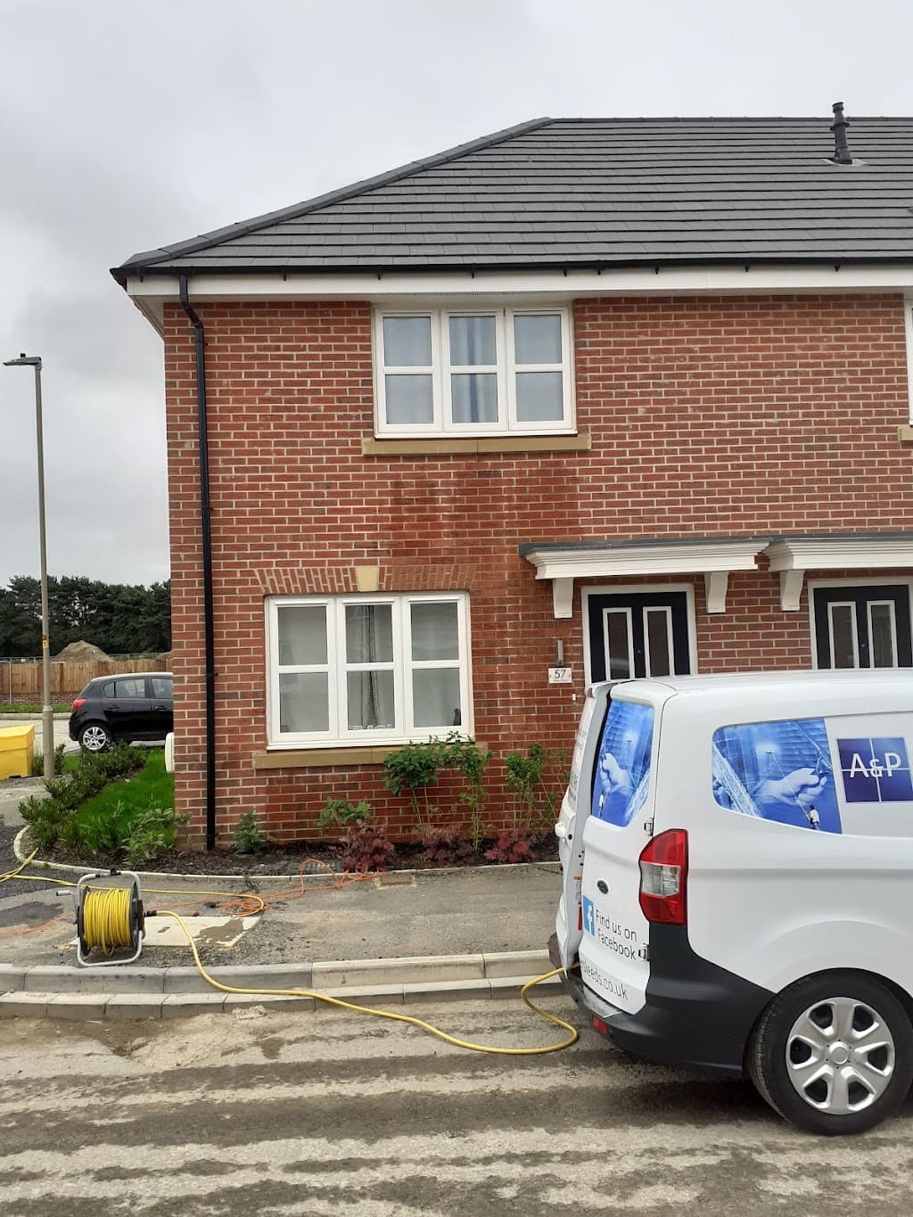 A&P Window Cleaners Leeds