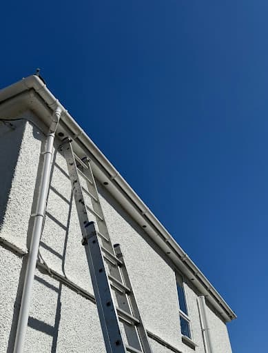 Outside Option Window Cleaning And Gutter Cleaning — Customer photo