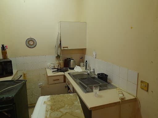 Clean House Bristol End of Tenancy Cleaning Specialists in Bristol Area — Customer photo